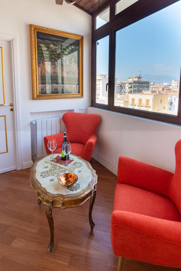 Le Rose Di Nonna Maria, Appartamento Di Lusso In Centro Citta Палермо Екстериор снимка